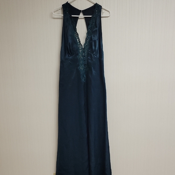 Victoria's Secret Emerald Green Satin & Lace Gown. Gold Label Vintage Medium